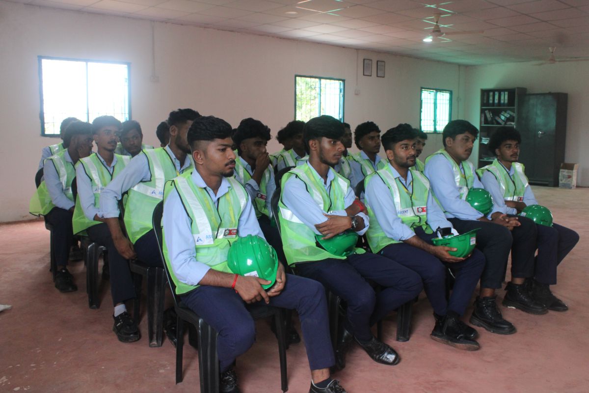 Industry Visit @ KMRL – Photo 2